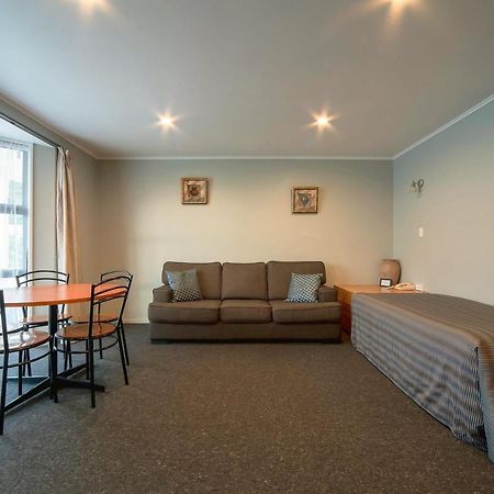 Coronation Park Motels Ashburton Exteriör bild